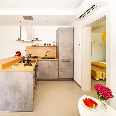 Apartment Veroeva *
