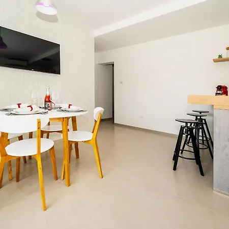 Veroeva * Rukavac (Primorje-Gorski Kotar)